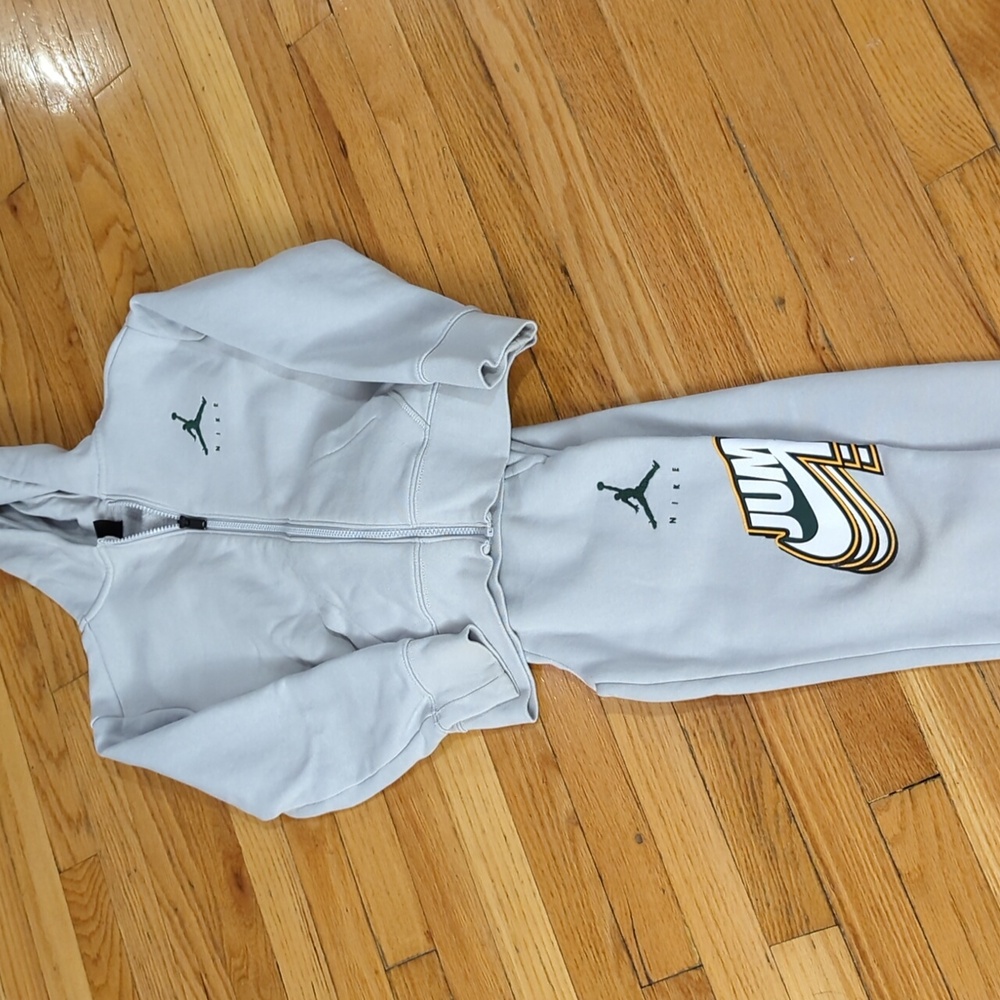 Jumpman Sweat suit